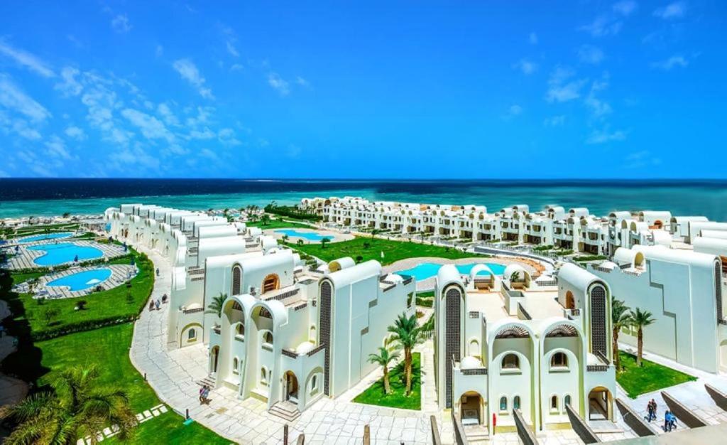 Gravity Sahl Hasheesh Premium 5* - Перлите на Египет - Кайро и Хургада с полет от Пловдив - есен 2025