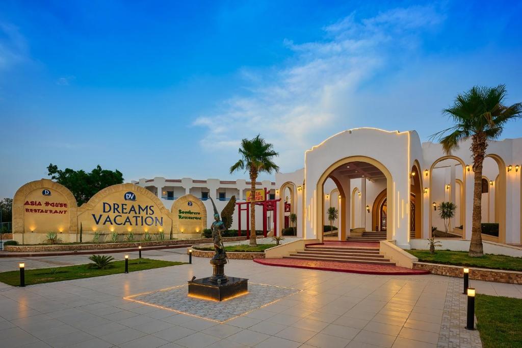 Dreams Vacation Resort 4* - All Inclusive Почивка в Шарм ел Шейх - есен 2025 - полет от Пловдив - полет ден Сряда