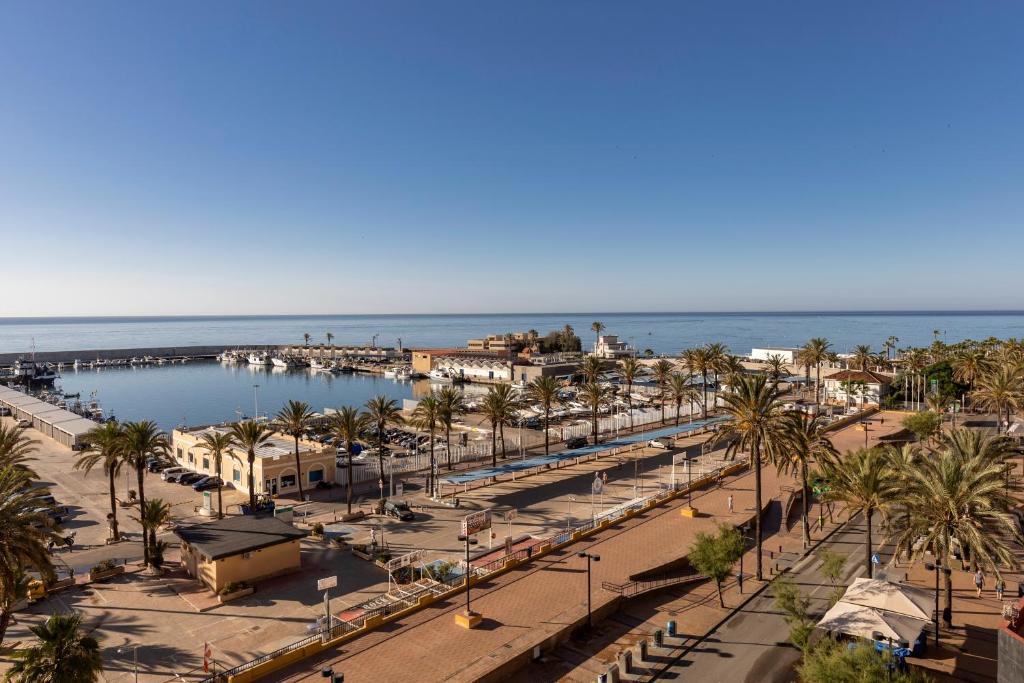 Las Palmeras 4* - НОВА ГОДИНА 2026 в Коста дел Сол