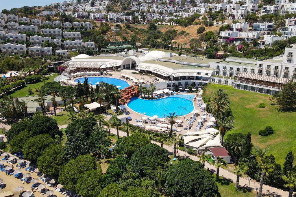Полет от София Yasmin Bodrum Resort 5* - Егейската перла Бодрум – 8 дни рай  2026