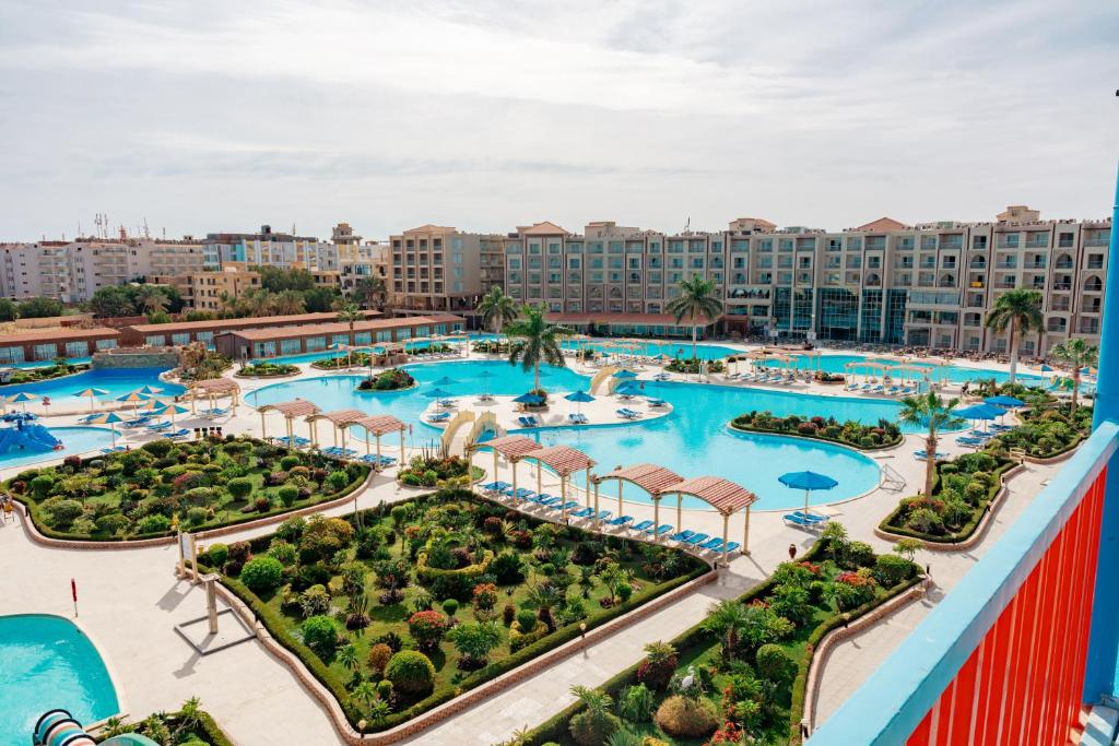 От София Sunrise Solara Aqua Park Resort 5* - Перлите на Египет - Кайро и Хургада с полет от София - ПРОЛЕТ 2026
