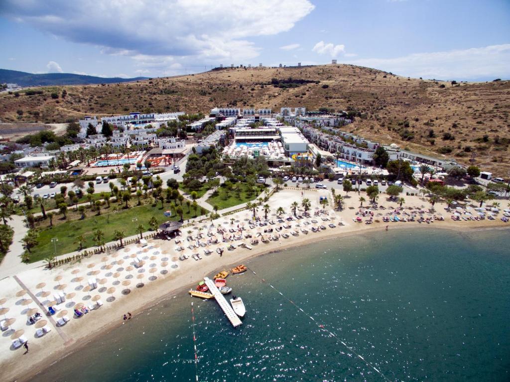 От София JASMIN BEACH HOTEL ПОЧИВКА В БОДРУМ