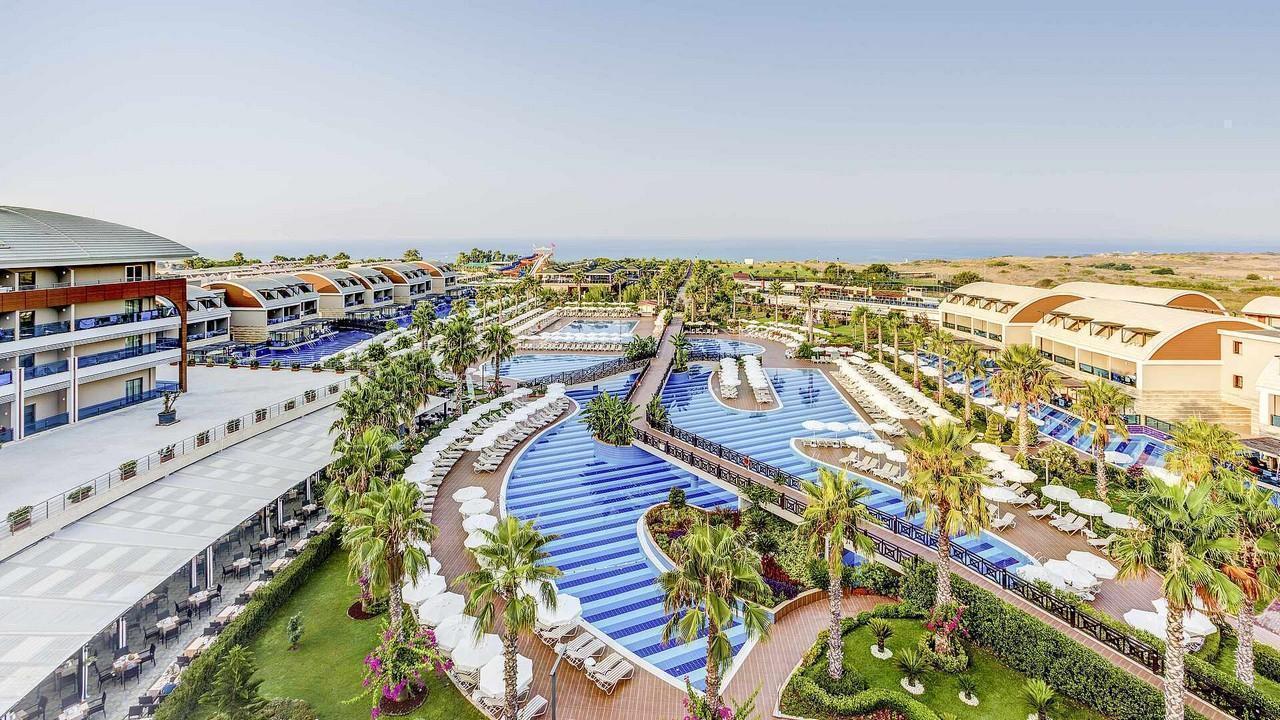 От София TUI Magic Life Jacaranda 5* - 8 дни в Анталия - Турската ривиера Ви очаква 2026