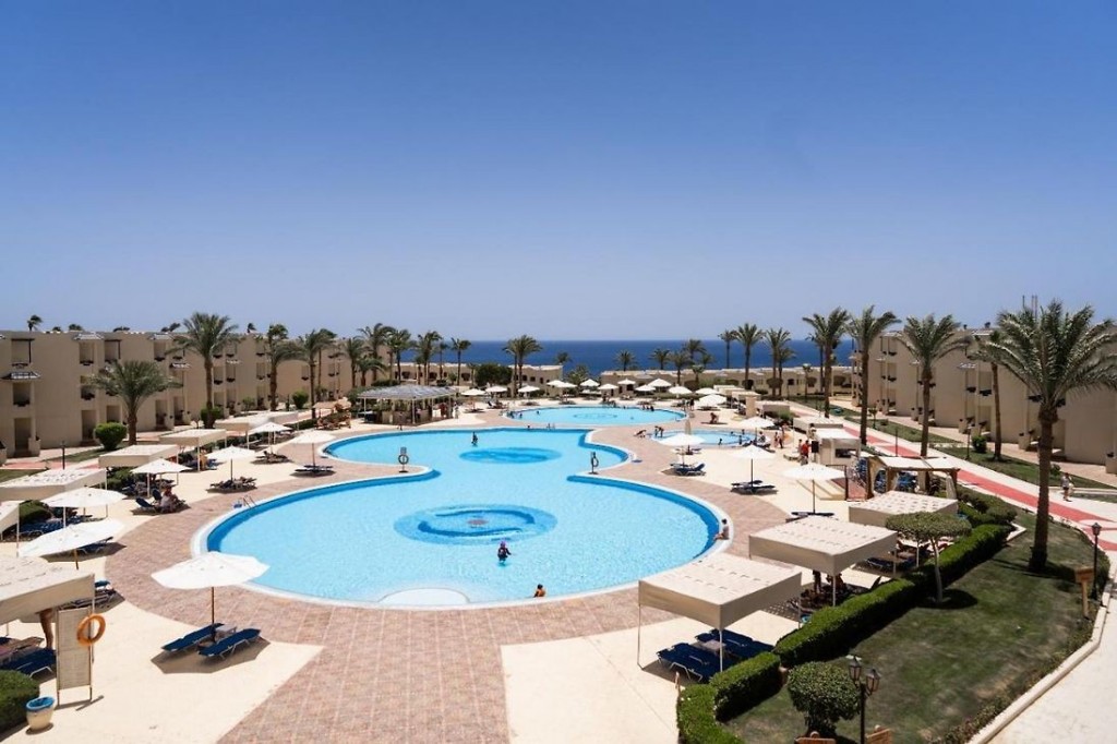 Почивка в Шарм Ел Шейх с чартър от София-GRAND OASIS RESORT