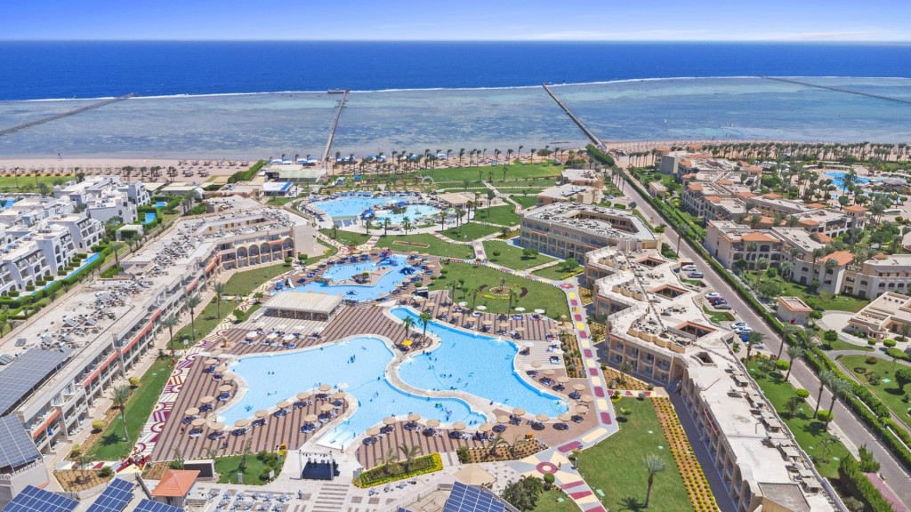 Почивкa в Шарм Ел Шейх 2026 ROYAL ALBATROS MODERNA 5*от София